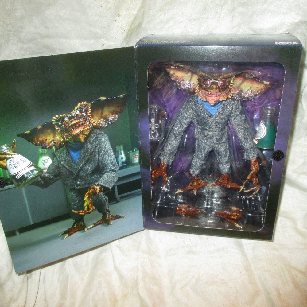 Gremlins 2 The New Batch Ultimate Brain 7" Action Figure NIB NECA Damaged Hook